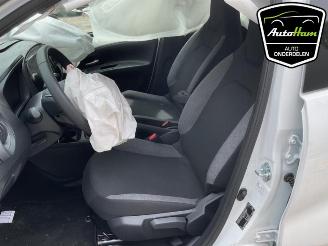 Toyota Aygo Aygo X, Hatchback, 2022 1.0 12V VVT-i picture 20