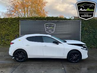 Démontage voiture Mazda 3 3 Sport (BP), Hatchback, 2018 2.0 SkyActiv-X M Hybrid 16V 2023/1