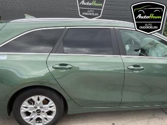 Kia Cee d Ceed Sportswagon (CDF), Combi 5-drs, 2018 1.0i T-GDi 12V picture 11