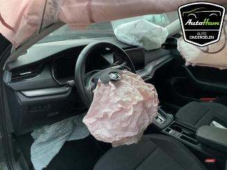 Skoda Octavia Octavia Combi (NXAC), Combi 5-drs, 2019 1.0 TSI e-TEC 12V picture 15