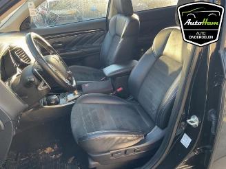 Mitsubishi Outlander Outlander (GF/GG), SUV, 2012 / 2022 2.4 16V PHEV 4x4 picture 22