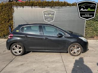 Démontage voiture Peugeot 208 208 I (CA/CC/CK/CL), Hatchback, 2012 / 2019 1.4 16V 2012/5