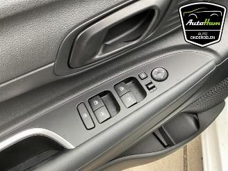 Hyundai I-20 i20 (BC3), Hatchback 5-drs, 2020 1.0 T-GDI 100 Mild Hybrid 48V 12V picture 18