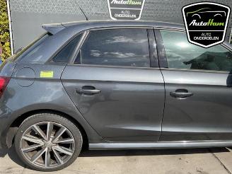 Audi A1 A1 Sportback (8XA/8XF), Hatchback 5-drs, 2011 / 2018 1.0 TFSI 12V picture 11