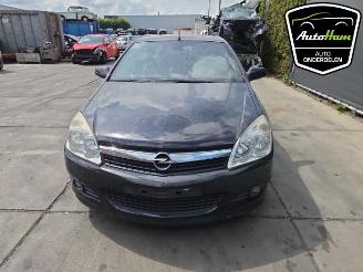Opel Astra Astra H Twin Top (L67), Cabrio, 2005 / 2010 1.8 16V picture 3