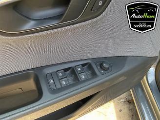 Seat Leon Leon (5FB), Hatchback 5-drs, 2012 / 2020 1.2 TSI Ecomotive 16V picture 18