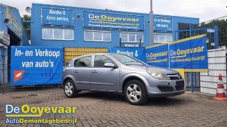 Opel Astra Astra H (L48), Hatchback 5-drs, 2004 / 2014 1.4 16V Twinport picture 5