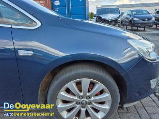 Opel Astra Astra J (PC6/PD6/PE6/PF6), Hatchback 5-drs, 2009 / 2015 1.4 Turbo 16V picture 10