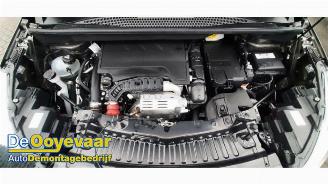 Opel Crossland Crossland (X), SUV, 2017 1.2 Turbo 12V picture 3