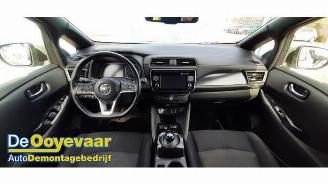 Nissan Leaf Leaf (ZE1), Hatchback, 2017 39/40kWh picture 5