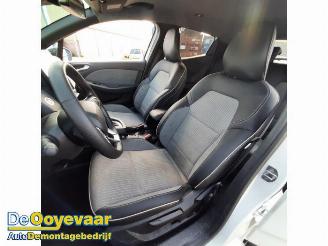 Renault Clio Clio V (RJAB), Hatchback 5-drs, 2019 1.6 E-Tech 145 16V picture 6