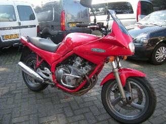 Yamaha XJ 6 Division 600 S DIVERSION IN ZEER NETTE STAAT !!! picture 4