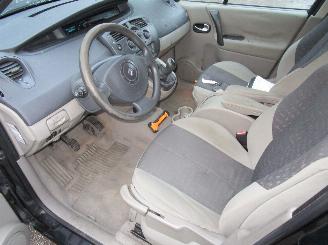 Renault Scenic 1.6 Airco 165.000 KM picture 18