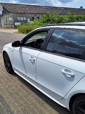 Audi A4 Avant B8 picture 11