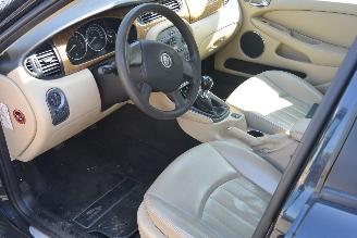 Jaguar X-type  picture 7
