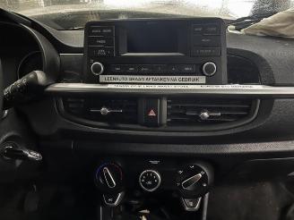 Kia Picanto Picanto (JA), Hatchback, 2017 1.0 DPi 12V picture 6