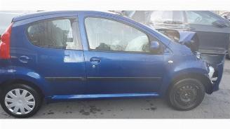Peugeot 107 107, Hatchback, 2005 / 2014 1.0 12V picture 6