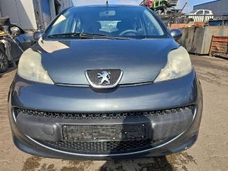 Salvage car Peugeot 107 107, Hatchback, 2005 / 2014 1.0 12V 2008/8