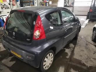 Peugeot 107 107, Hatchback, 2005 / 2014 1.0 12V picture 5