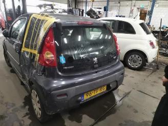 Peugeot 107 107, Hatchback, 2005 / 2014 1.0 12V picture 4