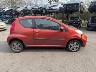 disassembly passenger cars Peugeot 107 107, Hatchback, 2005 / 2014 1.0 12V 2009/4