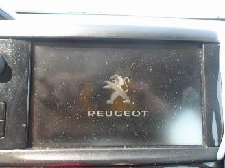 Peugeot 208  picture 46