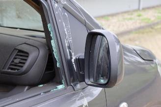 Peugeot Expert Expert (V1/VA/VB/VE/VF/VT/VY), Van, 2016 2.0 Blue HDi 180 16V picture 33