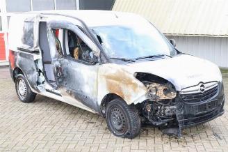 damaged passenger cars Opel Combo Combo, Van, 2012 / 2018 1.6 CDTI 16V 2018/10