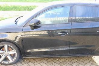 Audi A1 A1 Sportback (8XA/8XF), Hatchback 5-drs, 2011 / 2018 1.4 TFSI 16V 122 picture 23