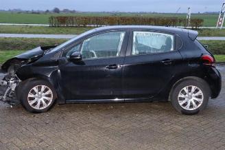 Peugeot 208 208 I (CA/CC/CK/CL), Hatchback, 2012 / 2019 1.6 Blue HDi 100 picture 6