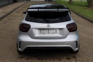 Voiture accidenté Mercedes A-klasse A-Klasse AMG (W176), Hatchback, 2012 / 2018 2.0 A-45 AMG Turbo 16V 4-Matic 2015