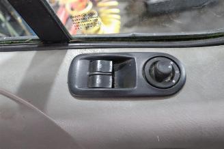 Opel Vivaro Vivaro, Van, 2000 / 2014 2.0 CDTI 16V picture 15