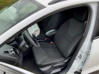 Renault Clio Clio IV Estate/Grandtour (7R), Combi 5-drs, 2012 / 2021 1.5 Energy dCi 90 FAP picture 11