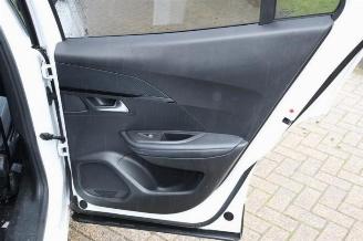 Peugeot 2008 2008 (UD/UK/UR/US/UX), MPV, 2019 1.2 VTi 12V PureTech 100 picture 16