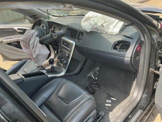 Volvo V-60 V60 I (FW/GW), Combi, 2010 / 2018 1.6 T3 16V picture 31