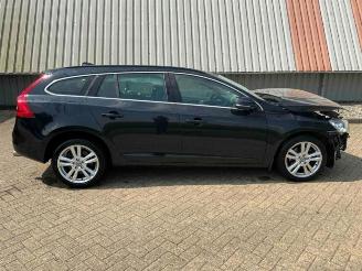 Volvo V-60 V60 I (FW/GW), Combi, 2010 / 2018 1.6 T3 16V picture 2