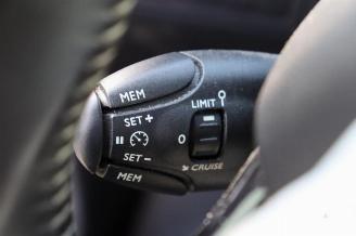 Peugeot 308 308 SW (L4/L9/LC/LJ/LR), Combi 5-drs, 2014 / 2021 1.6 BlueHDi 120 picture 20