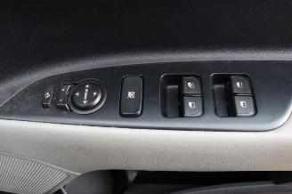 Kia Stonic Stonic (YB), SUV, 2017 1.0i T-GDi 12V picture 32