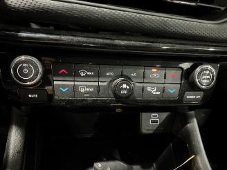 Jeep Compass Compass II (MP), SUV, 2016 1.3 T4 150 16V picture 16