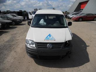 Volkswagen Caddy Combi  picture 1