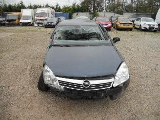 Opel Astra h picture 4