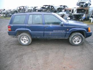 Jeep Cherokee  picture 4
