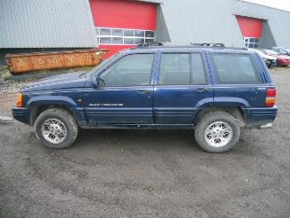 Jeep Cherokee  picture 2