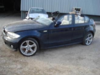 BMW 1-serie 120d picture 2