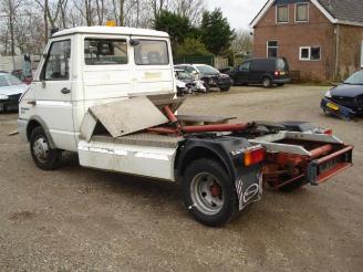 Iveco Daily pick-up picture 3