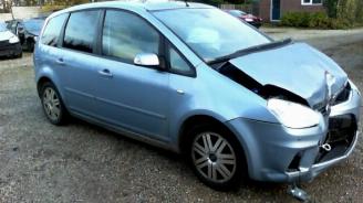 Ford C-Max GHIA picture 7