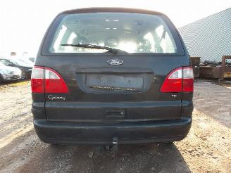 Ford Galaxy  picture 5