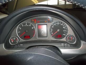 Audi A4  picture 12
