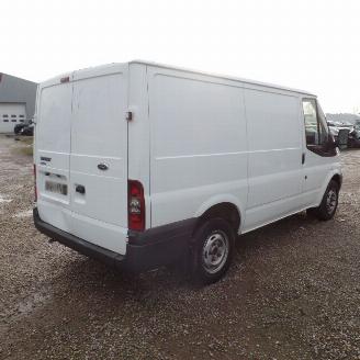 Ford Transit  picture 7
