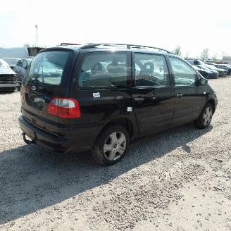 Ford Galaxy  picture 7